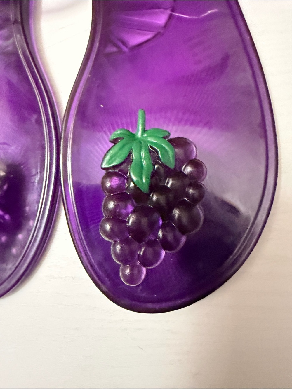 Katy Perry The Geli Grape Jelly Sandals Purple Novelty Fruit  Sz 10 - Picture 3 of 6